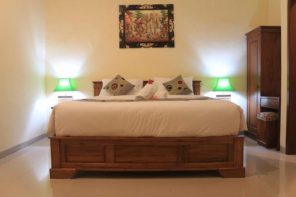Reynold Artha Guest House Nusa Lembongan  Exterior photo