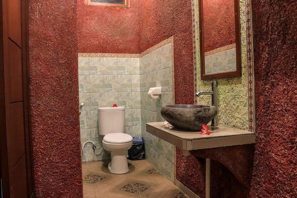 Reynold Artha Guest House Nusa Lembongan  Exterior photo