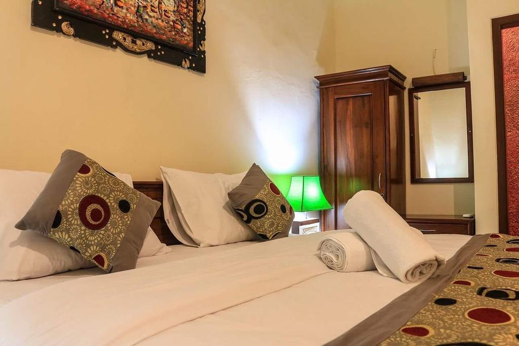 Reynold Artha Guest House Nusa Lembongan  Exterior photo